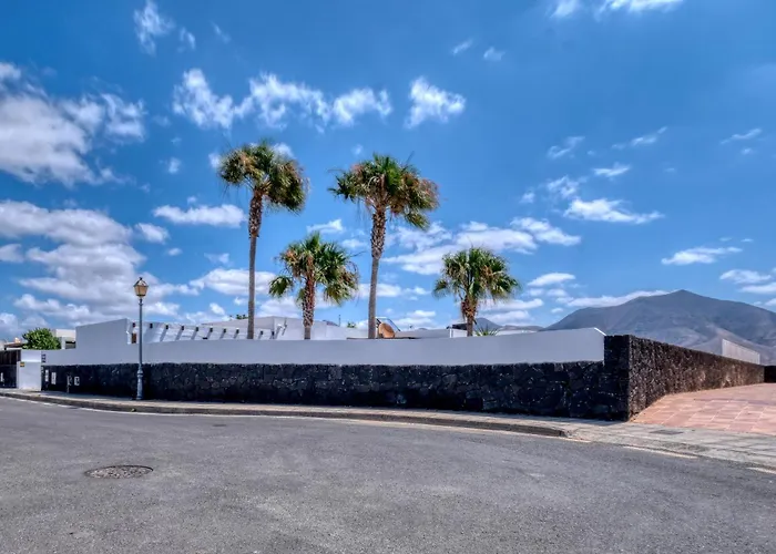 Salaria In Paradise-private Pool Villa Playa Blanca